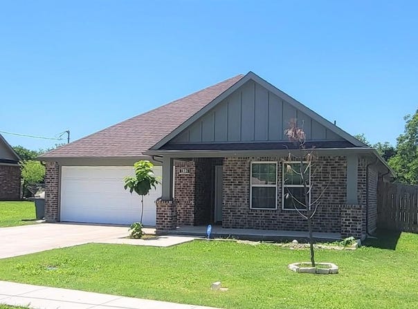 412 S Park Street, Terrell, TX 75160