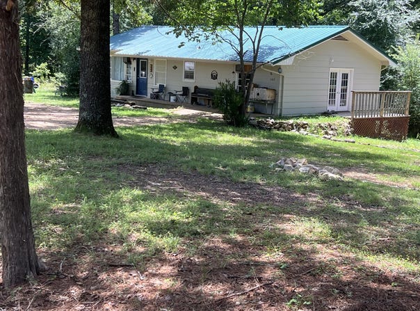 1103 Riverview Drive, Mammoth Spring, AR 72554