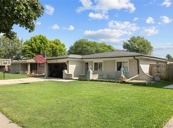 13670 Terra Santa Drive, Sterling Heights, MI 48312