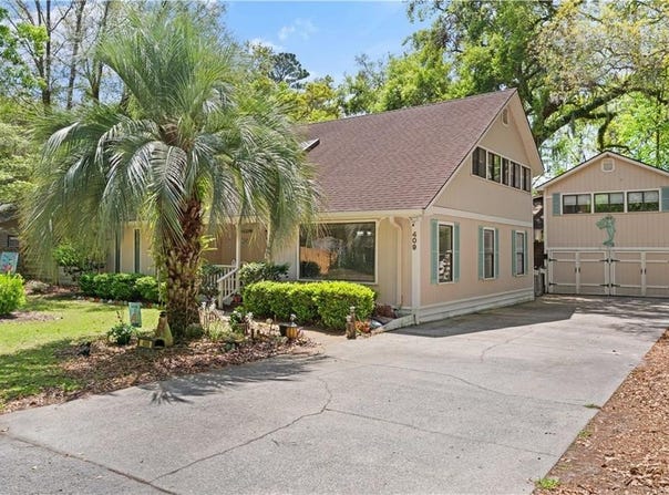 409 Pine Street, St Simons Island, GA 31522