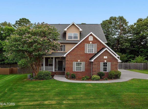 416 Rockwell Farm Lane, Knoxville, TN 37934