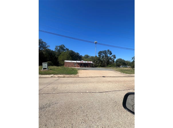 1750 Dr Martin Luther King, Shreveport, LA 71107