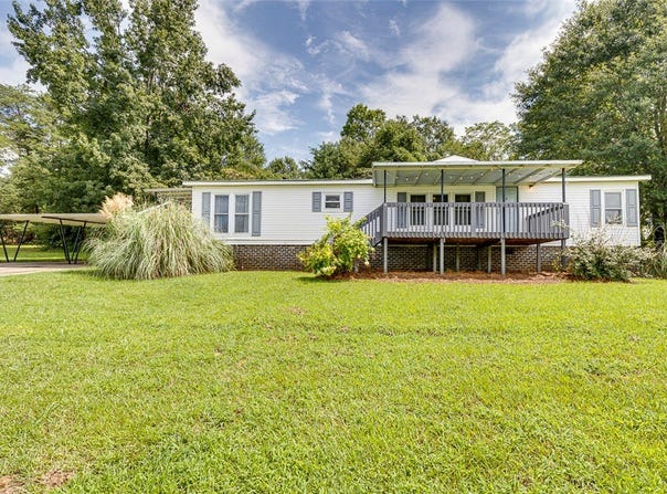 1335 Saluda Dam Road, Easley, SC 29640
