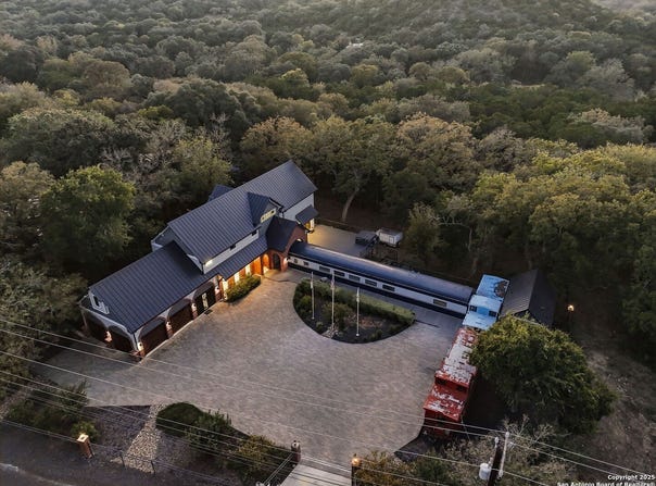 20053 Scenic Loop Rd, Helotes, TX 78023