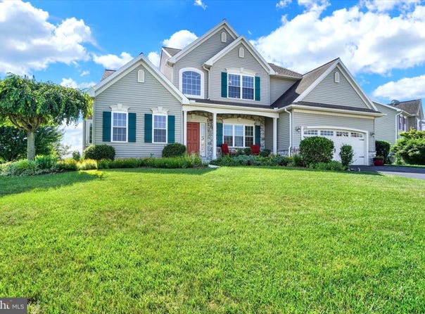 1300 SUMMIT RUN COURT, YORK, PA 17408