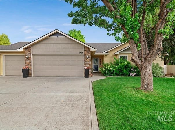 1787 W Bellagio Dr, Meridian, ID 83646