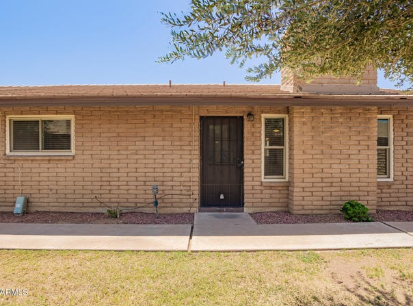 2015 E SOUTHERN Avenue, Tempe, AZ 85282