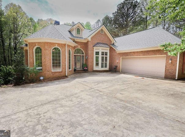 160 Clear Creek Valley, Ellijay, GA 30540