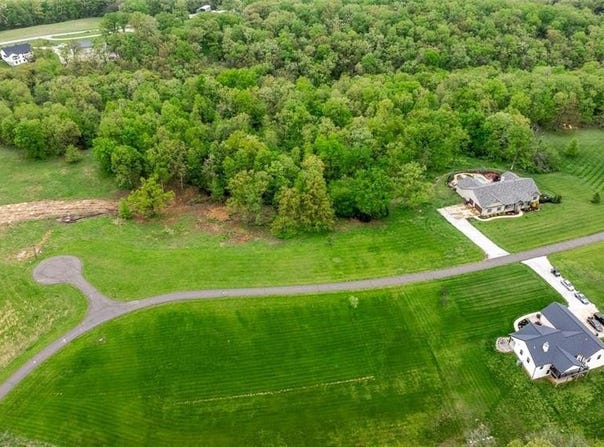 1 Phila Court, Silex, MO 63377