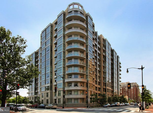 811 4TH STREET NW, WASHINGTON, DC 20001