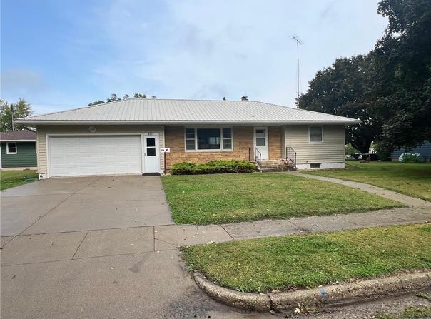 537 E Ronning Avenue, Appleton, MN 56208