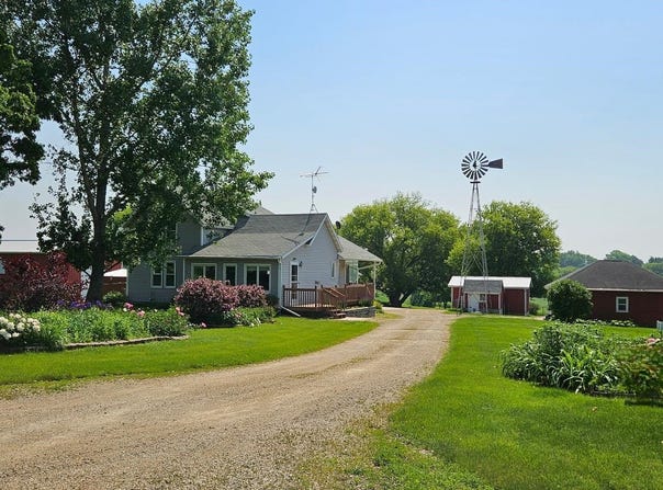 4178 Ridge Road, Deerfield, WI 53531
