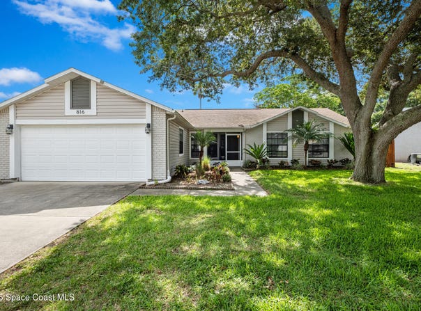 816 Pine Shadows Avenue W, Rockledge, FL 32955