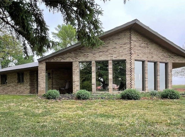 705 S Hampton St., Wausa, NE 68786