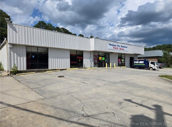 1027 Pamalee Drive, Fayetteville, NC 28303