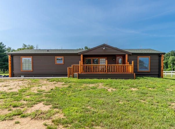 1759 W Olson Road, Rochester, IN 46975