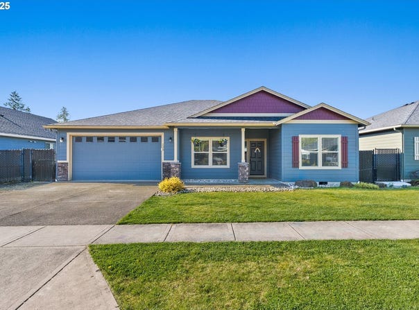 123 Zephyr DR, Silver Lake, WA 98645