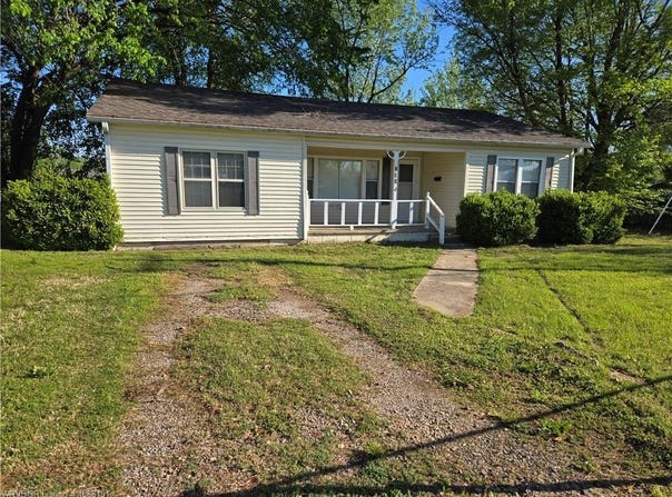 701 E Shawntel Smith BLVD, Muldrow, OK 74948