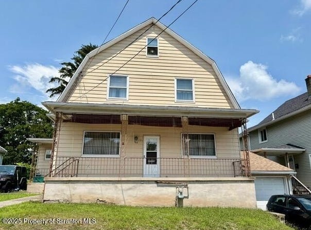 165 Elizabeth Street, Pittston, PA 18640