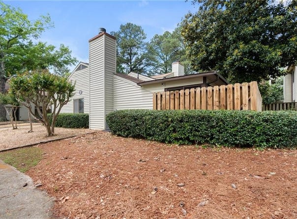 1104 Country Court, Lawrenceville, GA 30044