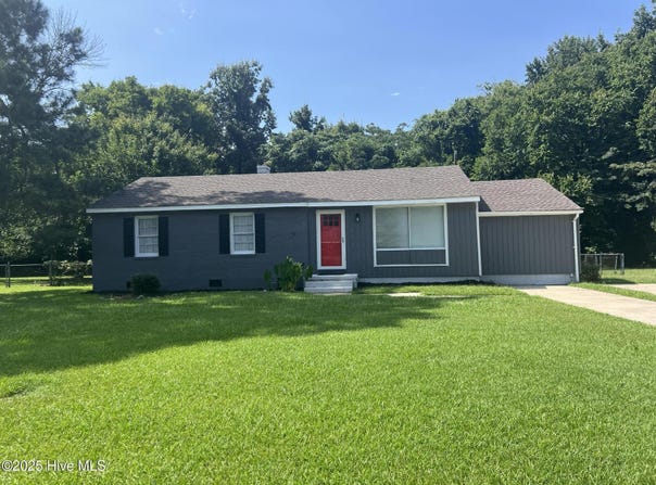 2505 Beechwood Drive, Tarboro, NC 27886