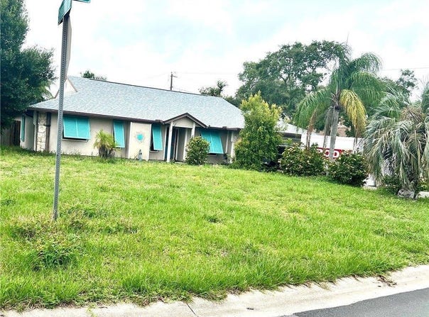125 Capri Avenue, Sebastian, FL 32958