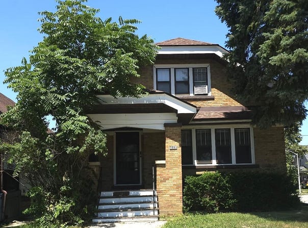 5602 W Rogers St, Milwaukee, WI 53219