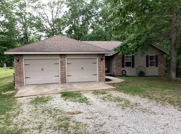 1329 S. State Hwy Uu, Chadwick, MO 65629