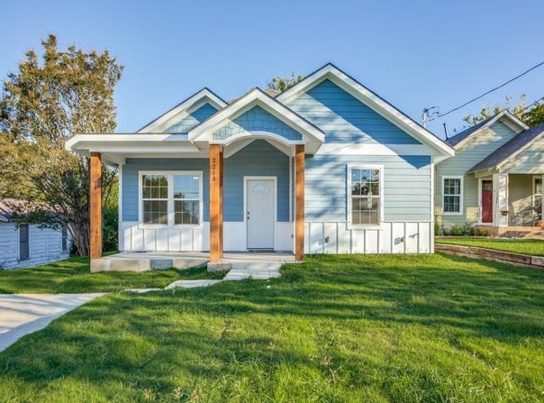 2213 W Bond Street, Denison, TX 75020