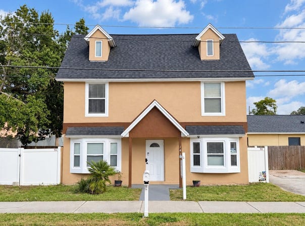 141 S HIAWASSEE Road, ORLANDO, FL 32835