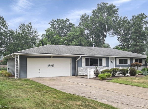 13366 Richards Drive, Strongsville, OH 44149