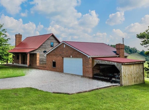 299 Luke Ln., Wheeling, WV 26003