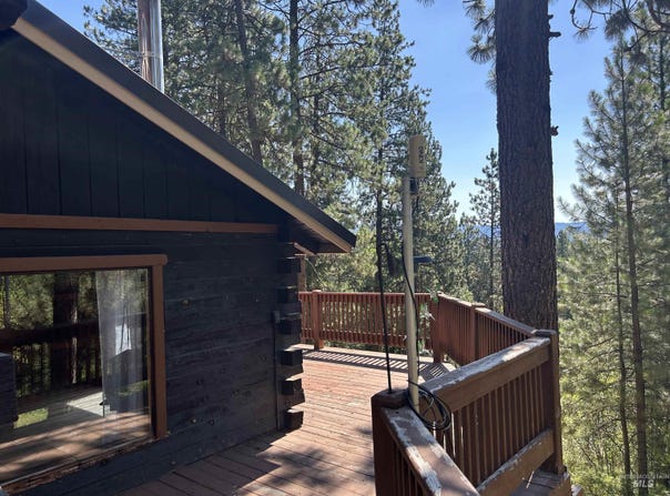 36 Aspen Dr, Garden Valley, ID 83622