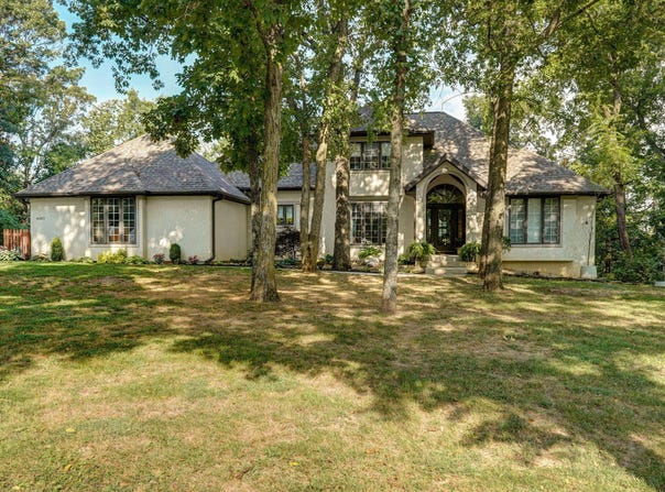 4683 S Butterfield Place, Brookline, MO 65619