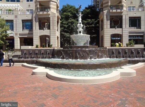 1505 N POINT DRIVE, RESTON, VA 20194