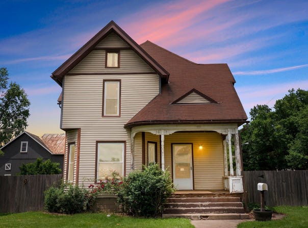 479 N Main Street, Fredericktown, OH 43019