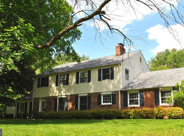 403 BRINTON LAKE ROAD, THORNTON, PA 19373