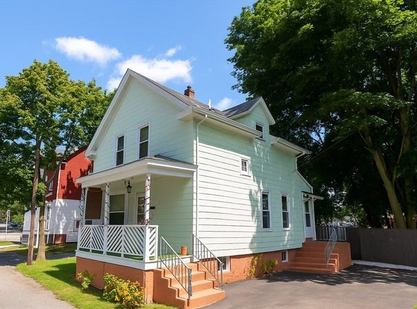 6 Cambridge St, Attleboro, MA 02703