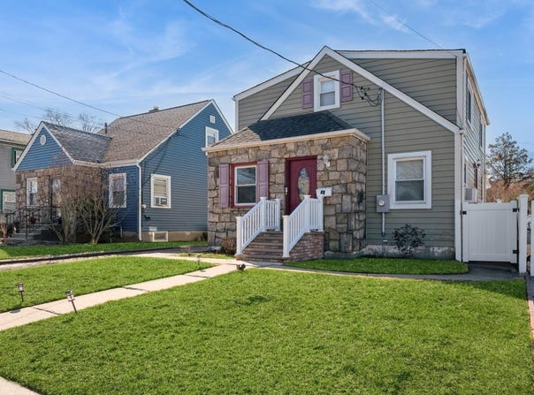 31 Cedar Street, Roosevelt, NY 11575