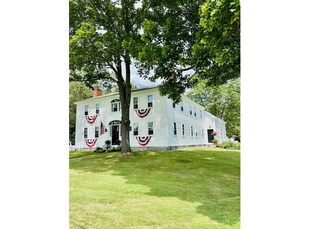 237 River Road, Hollis, ME 04042