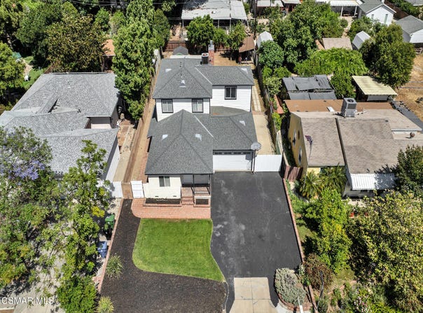 8366 Oakdale Avenue, Winnetka, CA 91306
