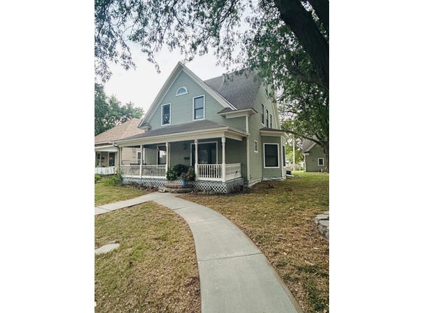 408 E 7th St, Concordia, KS 66901