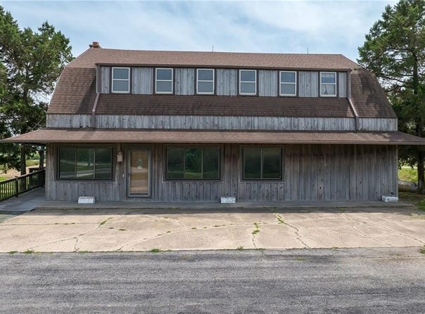 802 E Nodaway Street, Oregon, MO 64473