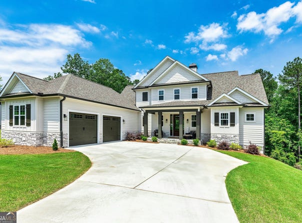 120 Lapis Lake Point, Fayetteville, GA 30215