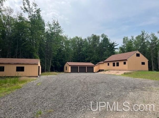 4657 Danforth, Escanaba, MI 49829