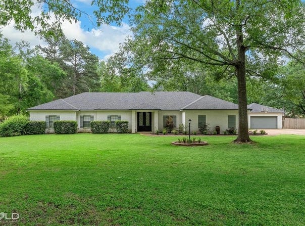 10571 Pineview Circle, Keithville, LA 71047