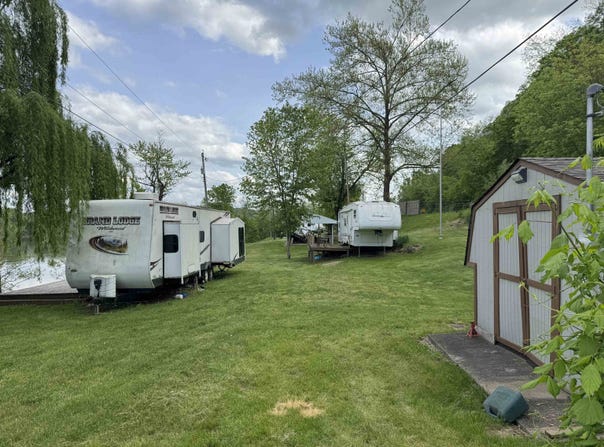 17437 State Route 7, Crown City, OH 45623