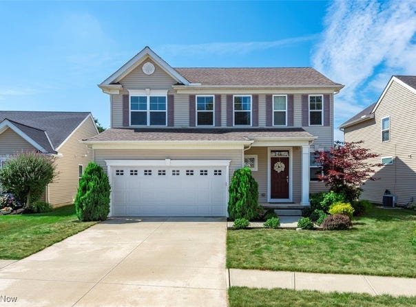 33165 Brookcrest Place, Avon Lake, OH 44012