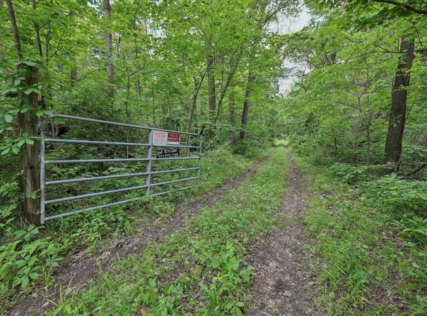 0000 Mangus Road, Poland, IN 47868