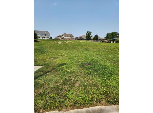 8884 Hillside Drive, St. John, IN 46373